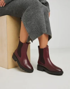 Avis Chunky Leather Chelsea Boots Wide E Fit